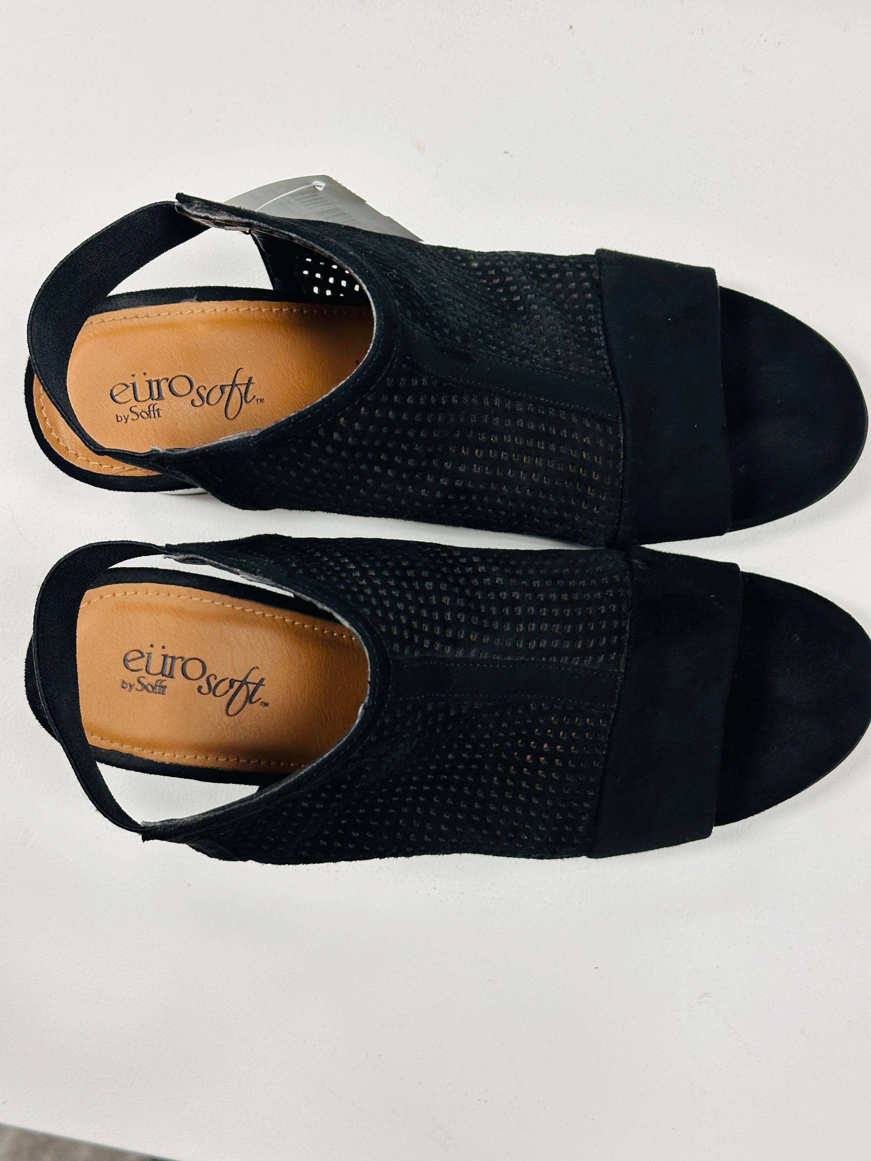 Euro Soft black leather cut out booties (8.5)